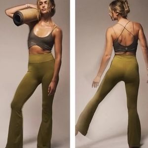 NWOT Free People Flare leggings - Dusted Military - XL (mislabeled as M/L)